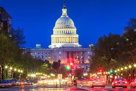 Private Nachtdenkmal-Tour durch DC für bis zu 10 Gäste
