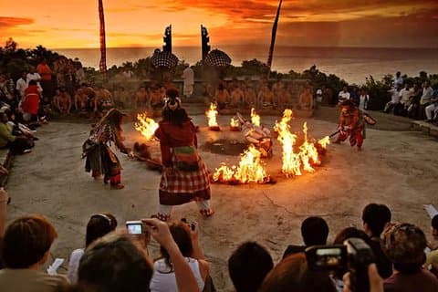 Private Uluwatu Sunset Tour med Kecak dans og middag