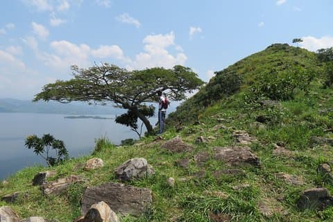 Discover Lake Kivu from Kigali (round trip) with private transfer