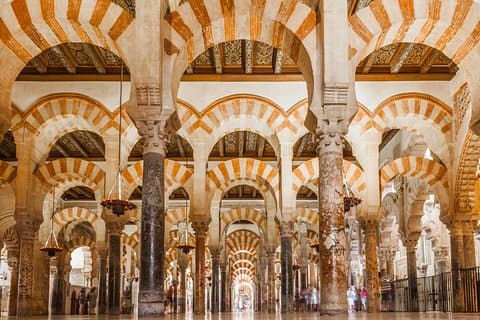 Visite guidée de la mosquée-cathédrale de Cordoue avec accès prioritaire