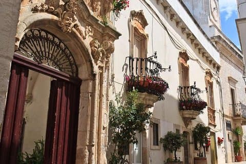 Locorotondo Private Tour: a place that captures your heart