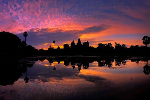 Angkor Wat Sunrise with E-Bike 1-day tour