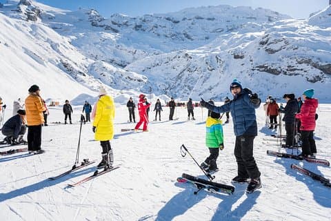 Mt. Titlis første gangs skioplevelse fra Zürich