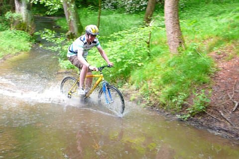 Privat cykelture tur rundt om floden Sazava