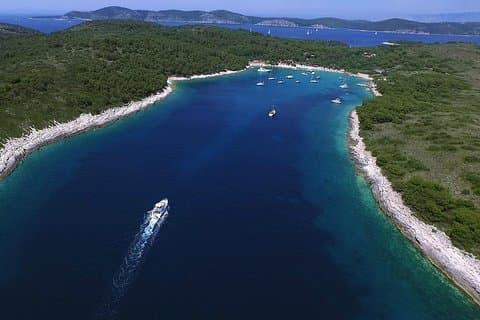 Private Speedboot-Tour zu den Hvar & Pakleni Inseln von Split