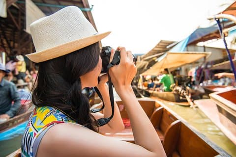Tour privado: Mercado flotante Amphawa y Mercado ferroviario Maeklong