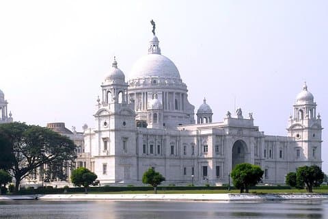 British Raj Walk in Kolkata