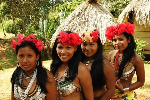 Tour a la cultura indígena Emberá