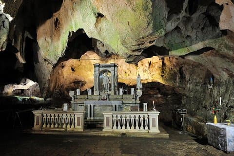 MONTE SANT' ANGELO private tour: amazing St. Michael Sanctuary
