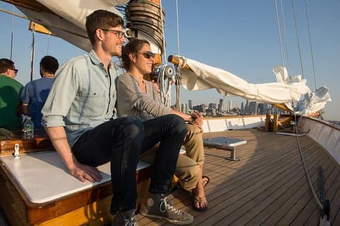 New York City segelbåtsdagskryssning till Frihetsgudinnan