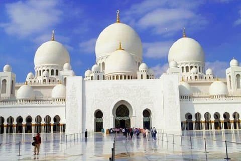 Abu Dhabi City Tour met Ferrari World-themapark