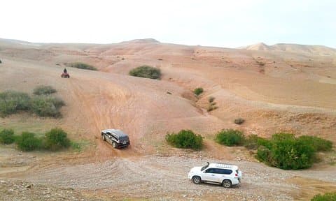 4×4-Tagesausflug in die Agafay-Wüste und das Atlasgebirge ab Marrakesch: abseits der ausgetretenen Pfade