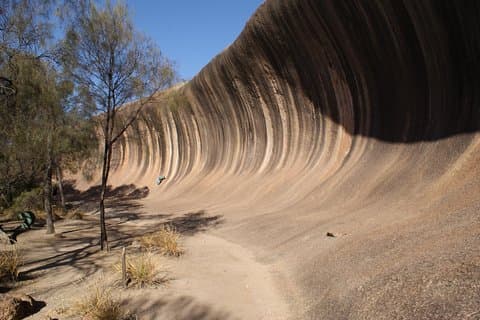 Wave Rock og Pinnacles Air & Ground Tour