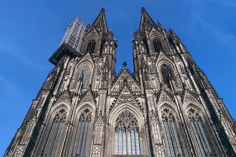 7-Day Taste of Central Europe Tour to Paris, Amsterdam, Brussels and more!
