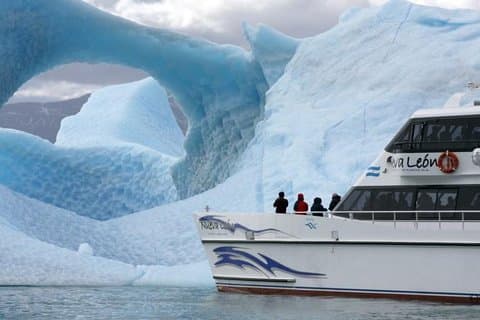 Glaciar Perito Moreno con Safari Náutico