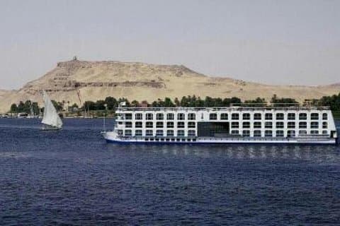 Cinque giorni (quattro notti da Aswan)