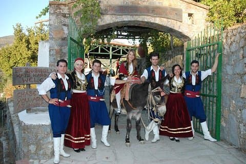 Kretische Folklore-Nacht mit Live-Musik, Tanz, und griechischem Abendessen