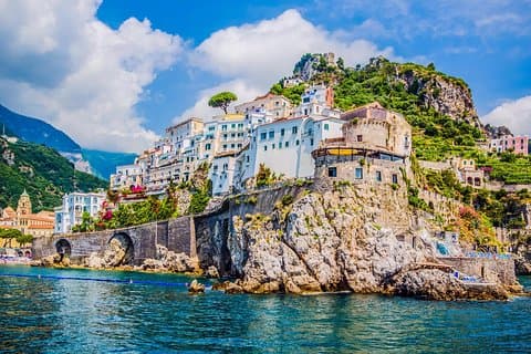 Privat transfer med bil från Sorrento till Amalfi