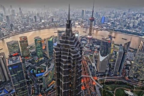 A Serendipitous Exploration of Shanghai Pudong Financial Zone