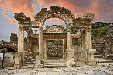 Shore Excursion; Discover Ephesus and Virgin Mary's House tour