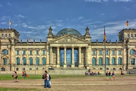 Discover Berlin: Historic Landmarks, Royal Heritage & Cold war