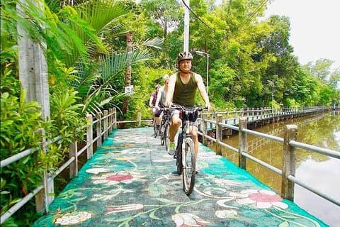 Bangkok's Green Lung Jungle Cycling Adventure Tour