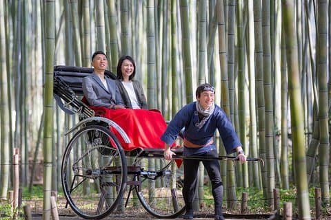 京都奥嵯峨野：人力車と徒歩ツアー