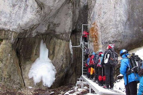1 day hike to the Piatra Mare massif (1844m)