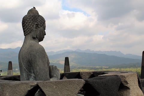 Centro Cultural de Yogyakarta: templo de Borobudur, templo de Prambanan y volcán de Merapi