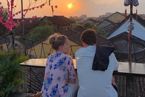 Hoi An di notte con gita in barca e massaggio ai piedi