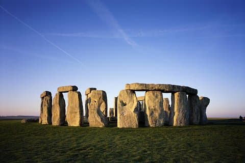 Stonehenge Half Day Tour med adgang og ekstra tid