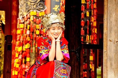 8 Days Western Hunan Province Tour -Nature & Culture Experience（5-star hotel）
