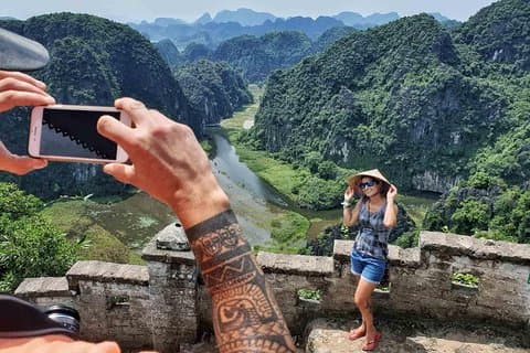 Ninh Binh på spansk