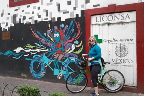 Graffiti e tour in bicicletta di arte urbana con sosta per tacos