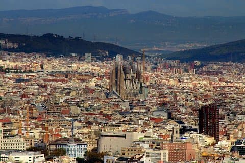 Privat 8 timers rundvisning i Barcelona med chauffør og officiel rejseleder