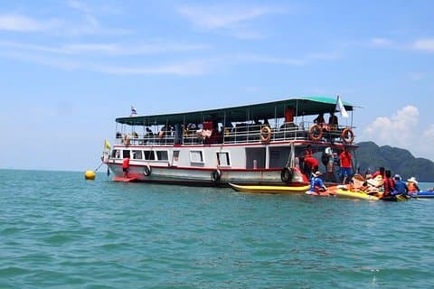 As Jóias da Baía de Phang Nga por Big Boat de Phuket