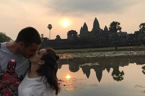 Privat tur med bil (Angkor Wat Complex + Sunrise)