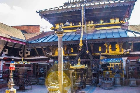 Tour Privado de Patan com Durbar, Templo Hindu, Vihar-Stupa e Museu Budista