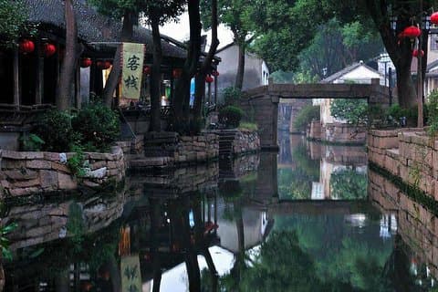 Luzhi Ancient Water Town privat tur fra Suzhou med lunsj