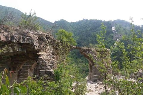 Private Hiking Trip from Jiankou to Mutianyu with English Speaking Driver