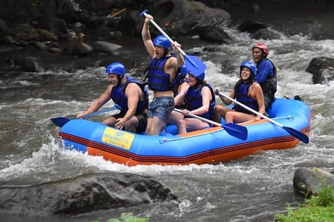 Aventure en rafting sur la rivière Bali