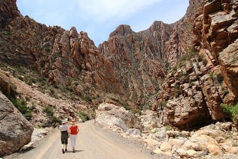 Tour privado de día completo a la montaña Swartberg (incluye almuerzo y traslados)