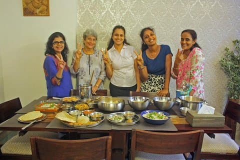 Privat vegansk indisk madlavning og markedstur i Mumbai