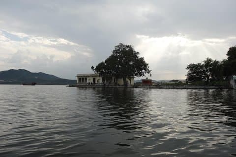 Udaipur - Bådtur ved søen Pichhola