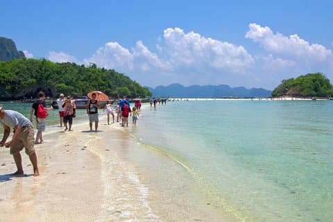 Dagstur fra Phuket til 4 øyer i Krabi med ferge og hurtigbåt