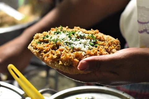 Excursão noturna de comida de rua em Antígua