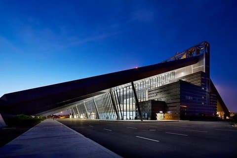 Servicio de traslado privado desde el aeropuerto de Yungang al hotel Datong