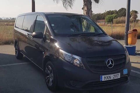 Transferts privés de l'aéroport de Larnaca à Chypre pour Protaras 1 à 8 passagers