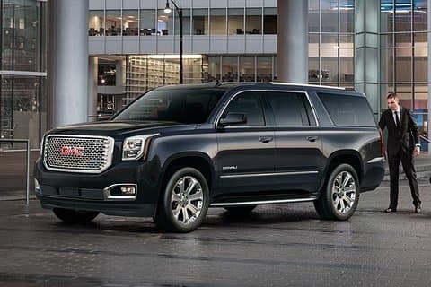 Round Trip :- Private Transfer Between Toronto Airport and Niagara Falls Canada
