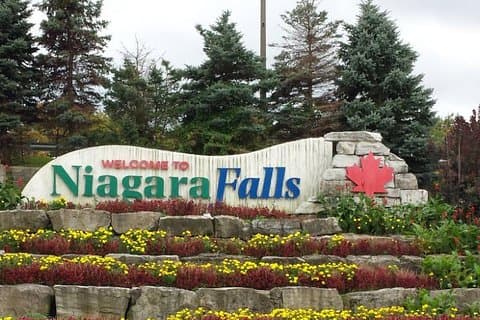 Low Cost :- Private Transfer Toronto Downtown to Niagara Falls Ont